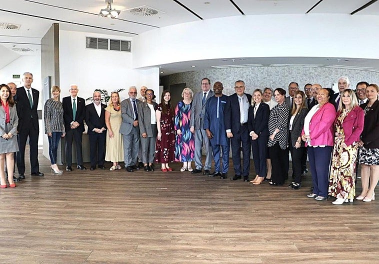 La memorable labor consular en Canarias