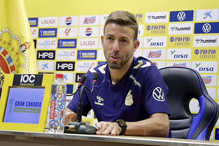 Luis García analiza el partido de la UD Las Palmas frente al Cádiz