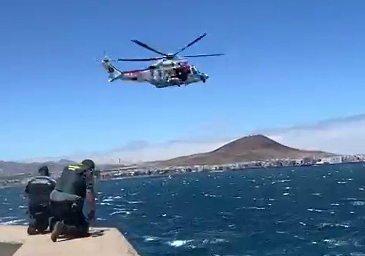 Rescatado en aguas de Arinaga tras salir de Taliarte