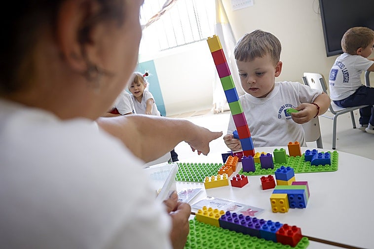 Educación renuncia al plan de abrir este verano las aulas de 0 a 3 años de los colegios canarios