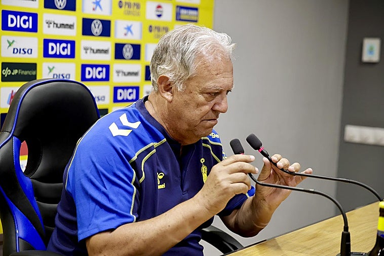 Rueda de prensa, en directo: Juan Manuel Rodríguez, entrenador de la UD Las Palmas, atiende a los medios