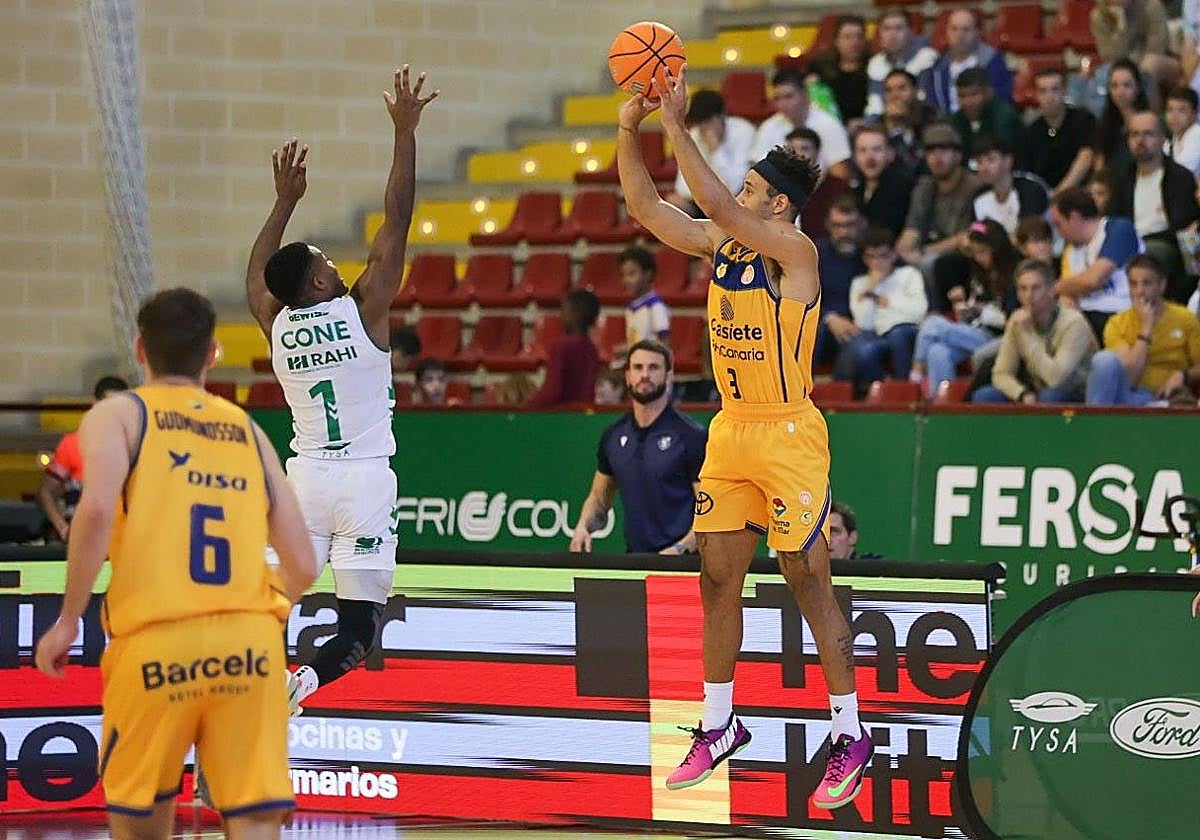 El Cajasiete Gran Canaria no tiene piedad del Cajasol Coto Córdoba (65-99)