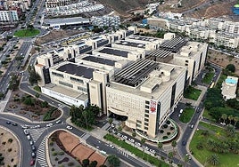 Imagen aérea del Hospital Doctor Negrín.
