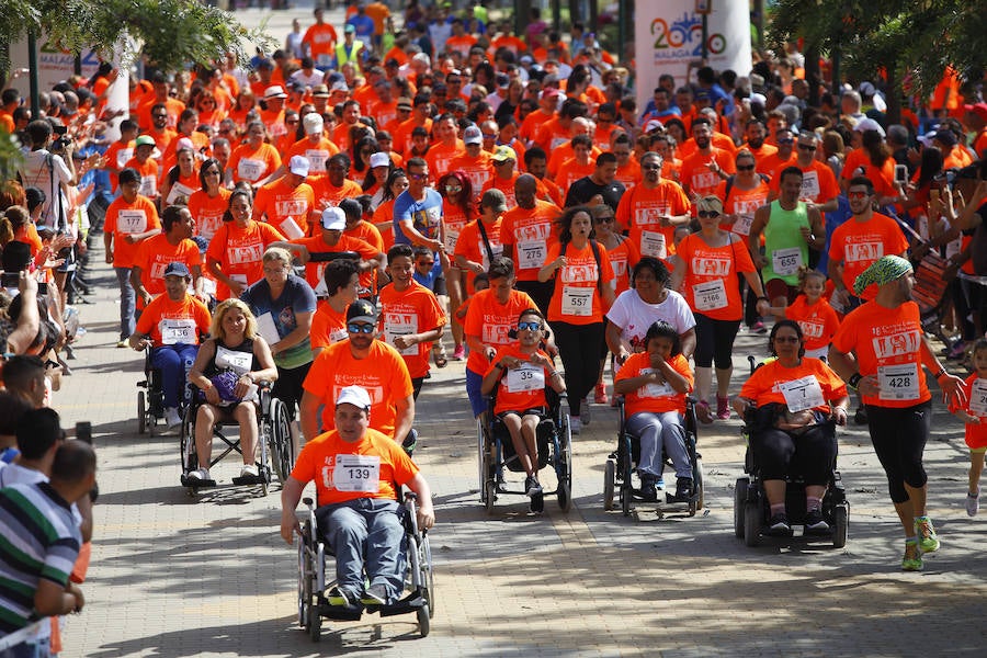 La 18 Carrera Urbana por la Integración en el Parque de Huelin, en imágenes