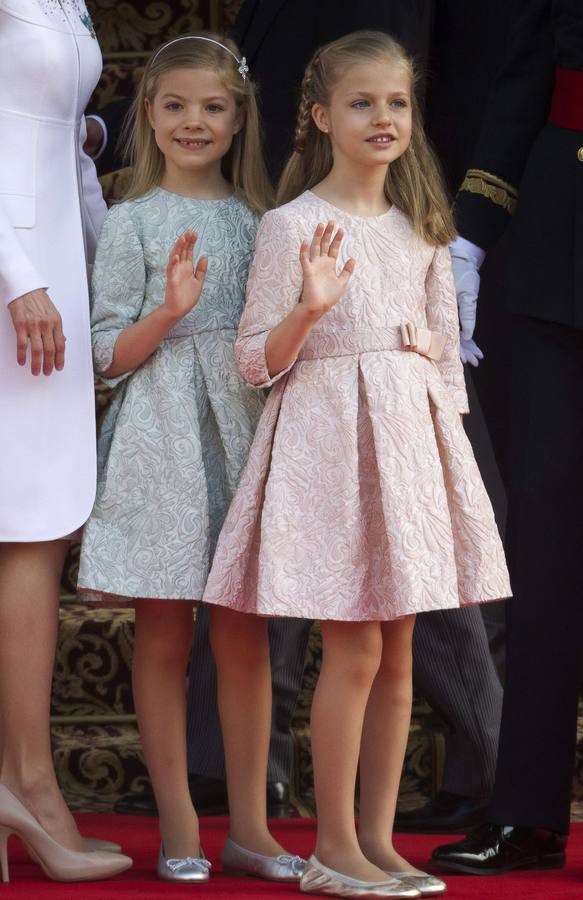 Las pequeñas protagonistas de la proclamación