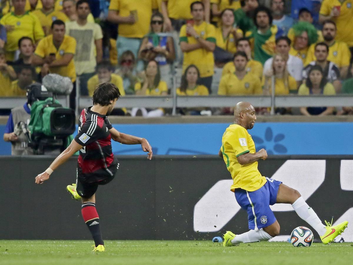 Khedira mete el quinto gol germano.