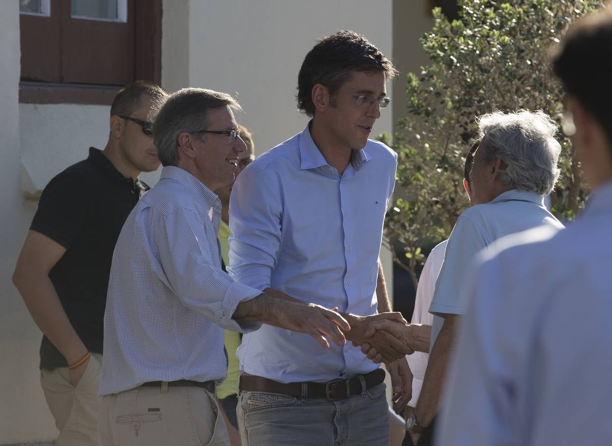 Encuentro de Eduardo Madina con simpatizantes en Málaga