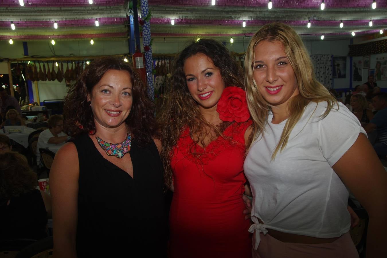 Maribel Tobal, Cristina Domínguez y Nerea Villodres.