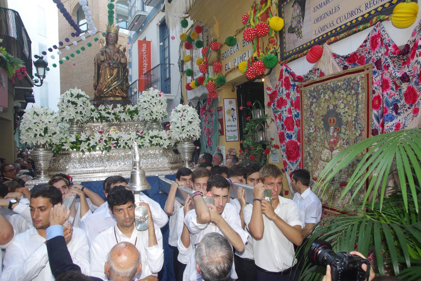 Fotos del traslado de la Virgen de la Victoria