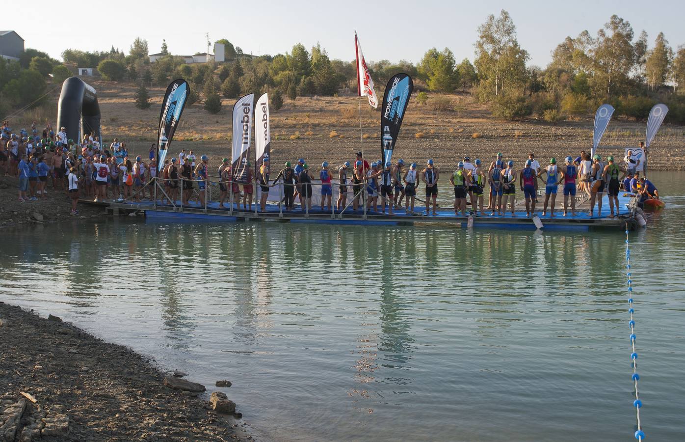 Las mejores imágenes del triatlón cross Xterra de La Viñuela-Costa del Sol