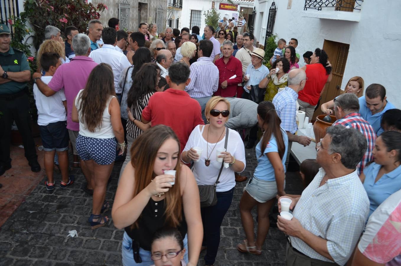 Almáchar celebra su fiesta del ajoblanco