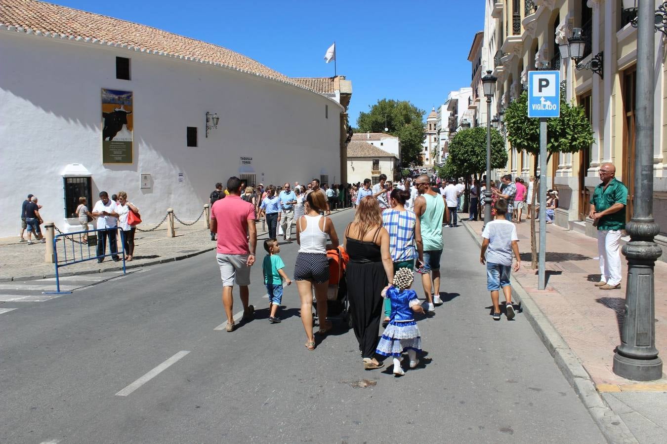 Alrededores de la plaza de toros.