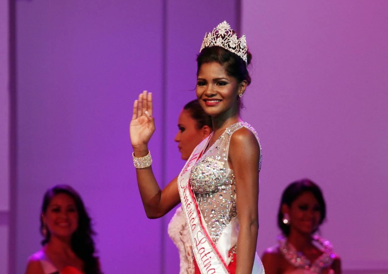 La veleña Yanire Ortiz, primera semifinalista de Miss América Latina