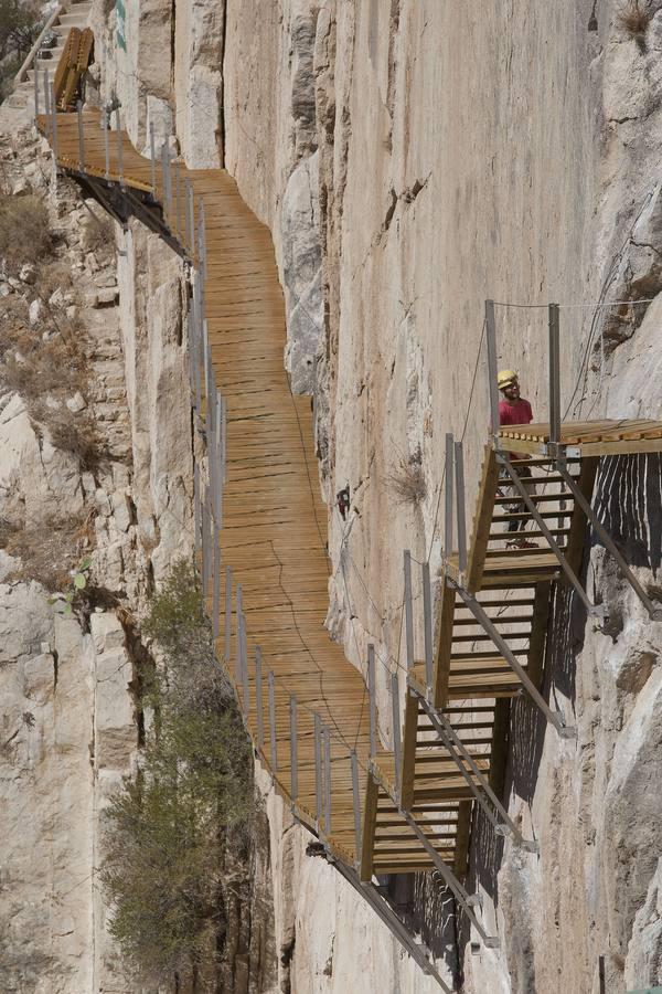Fotos del avance de las obras en el Caminito del Rey
