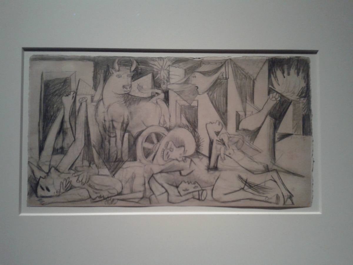 Uno de los bocetos del Guernica, presentes en la muestra.