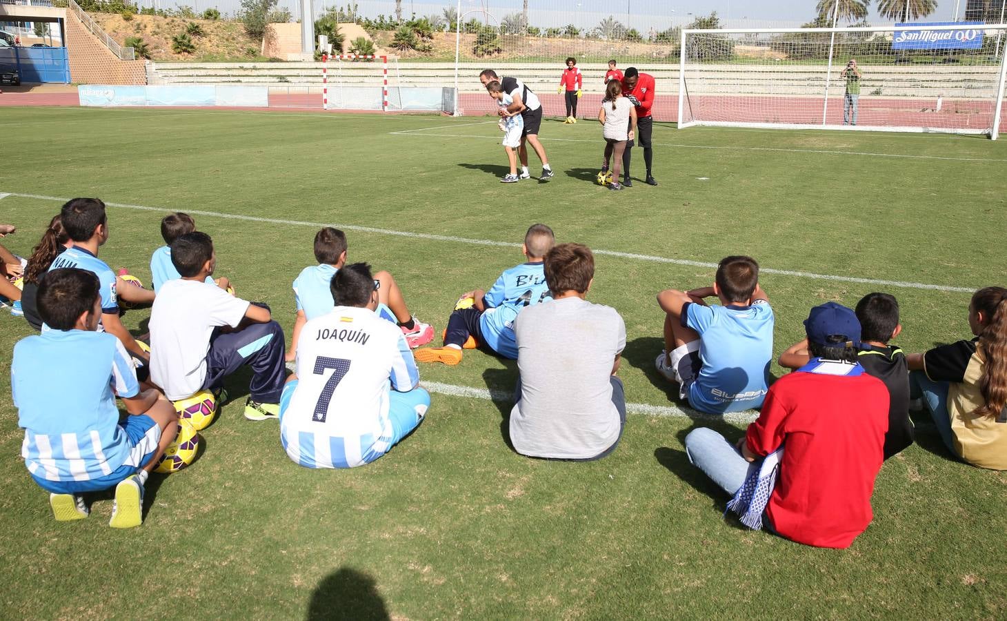 Los niños, con el Málaga