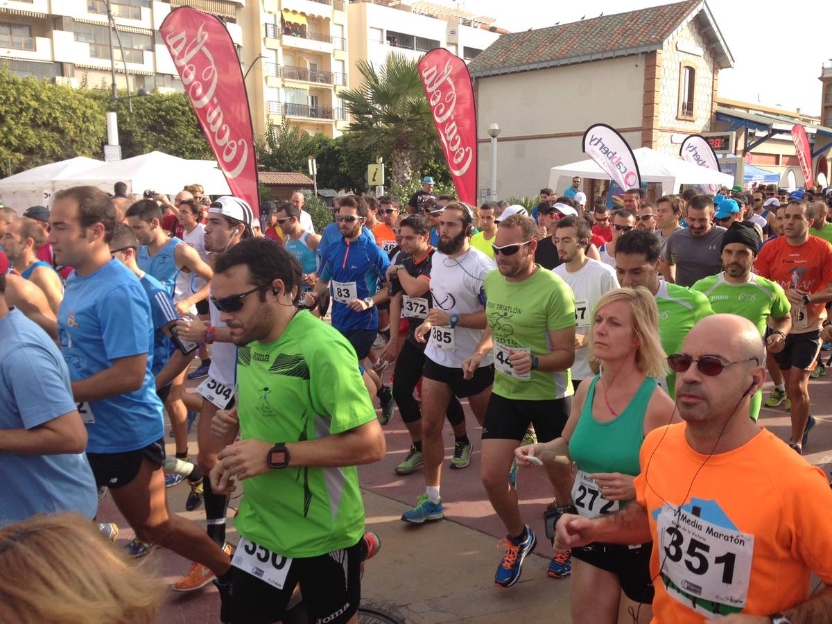 Participantes en la Media Maratón de Rincón de la Victoria