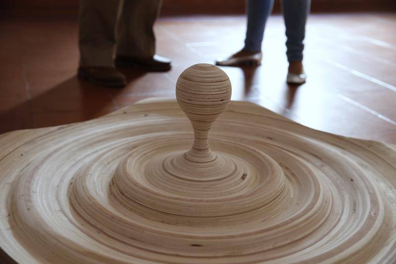 El Ateneo expone una veintena de piezas del escultor Suso de Marcos