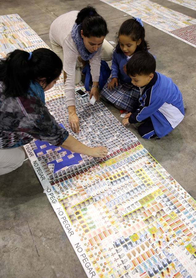 Málaga intenta batir un récord mundial de sellos