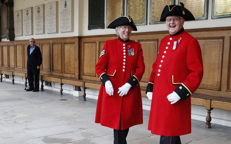 Desfile de los Chelsea Pensioners en Londres
