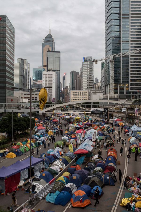 Las protestas estudiantiles colapsan Hong Kong