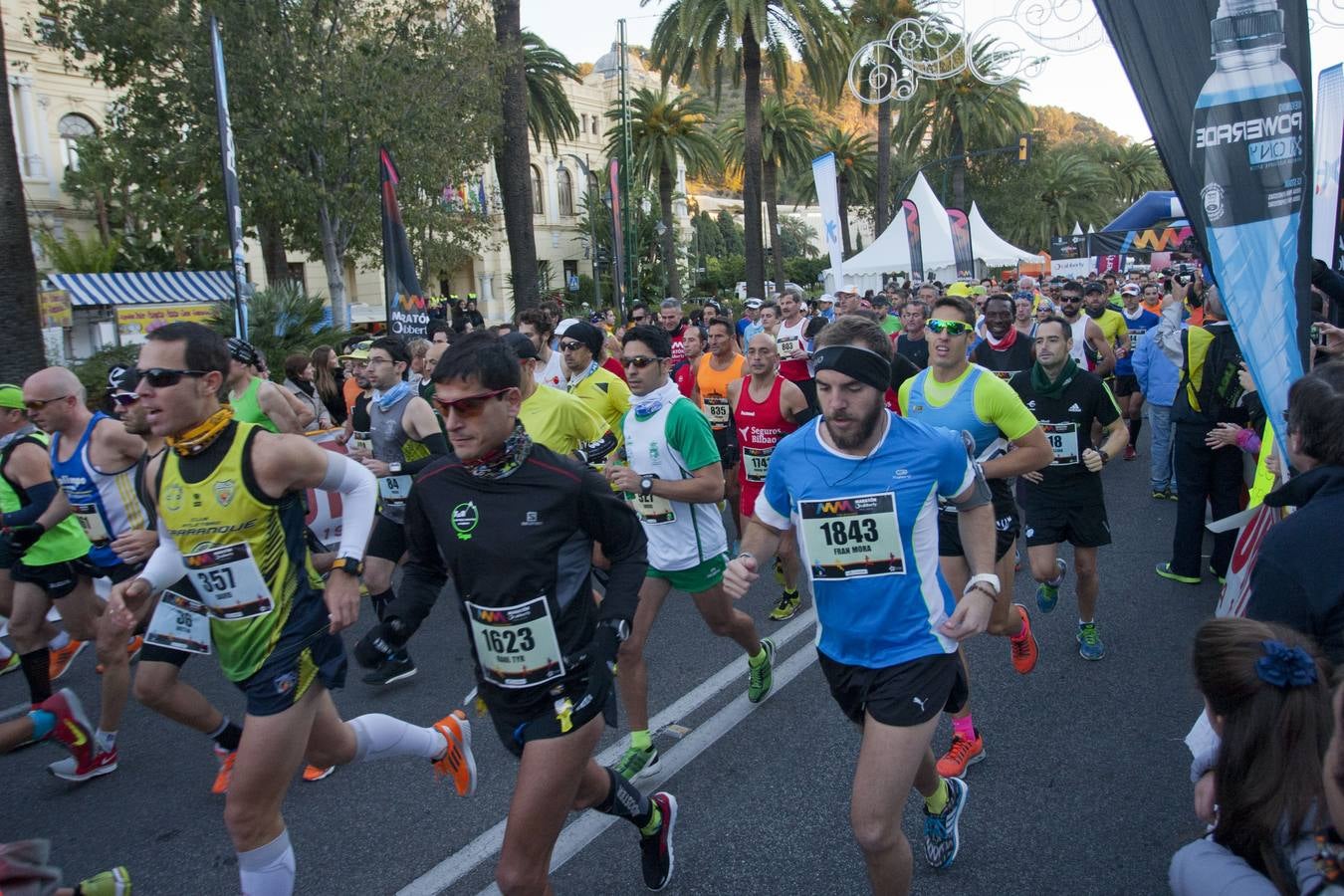 La carrera sale del Parque