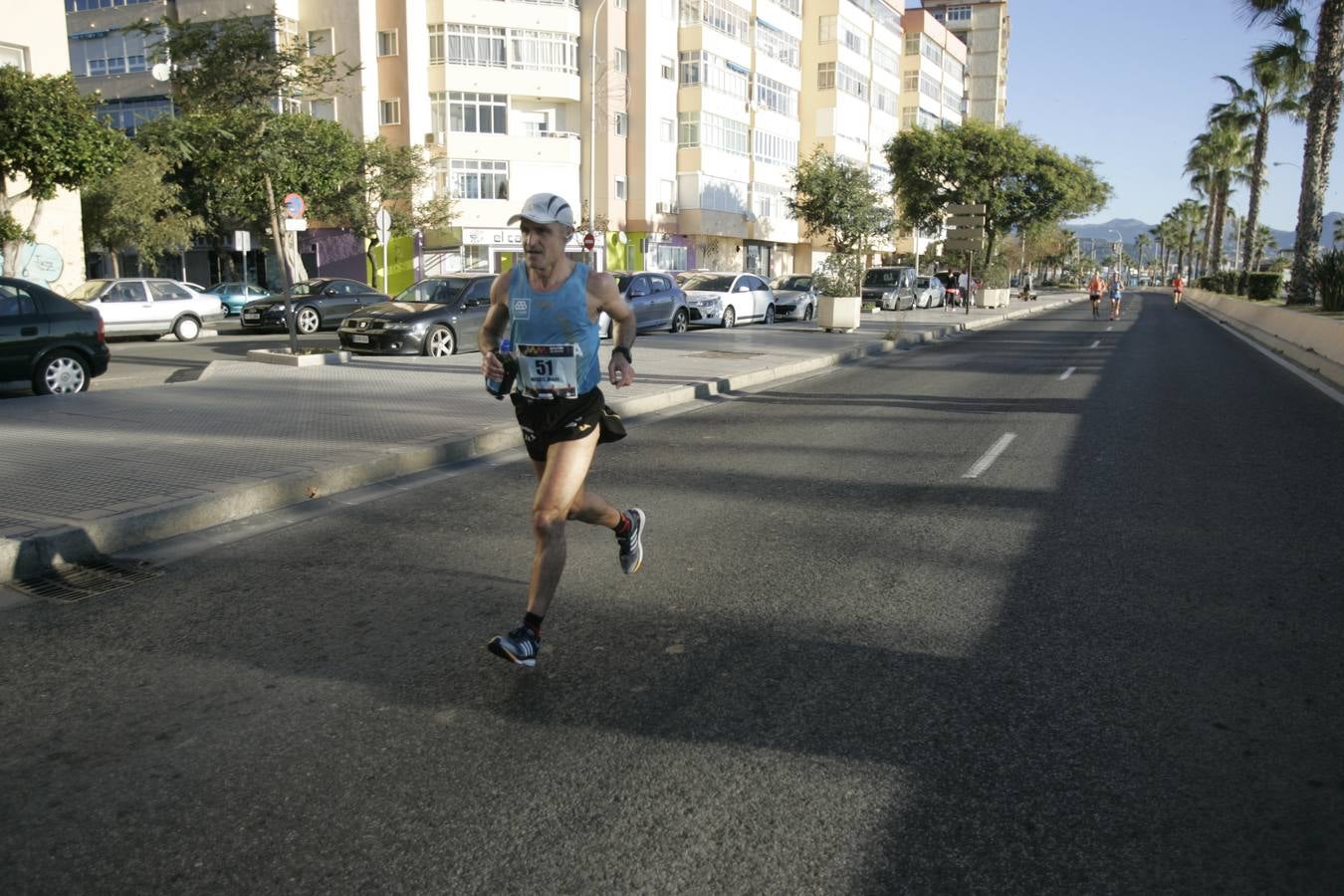 El V Maratón de Málaga a su paso por la calle Pacífico (II)