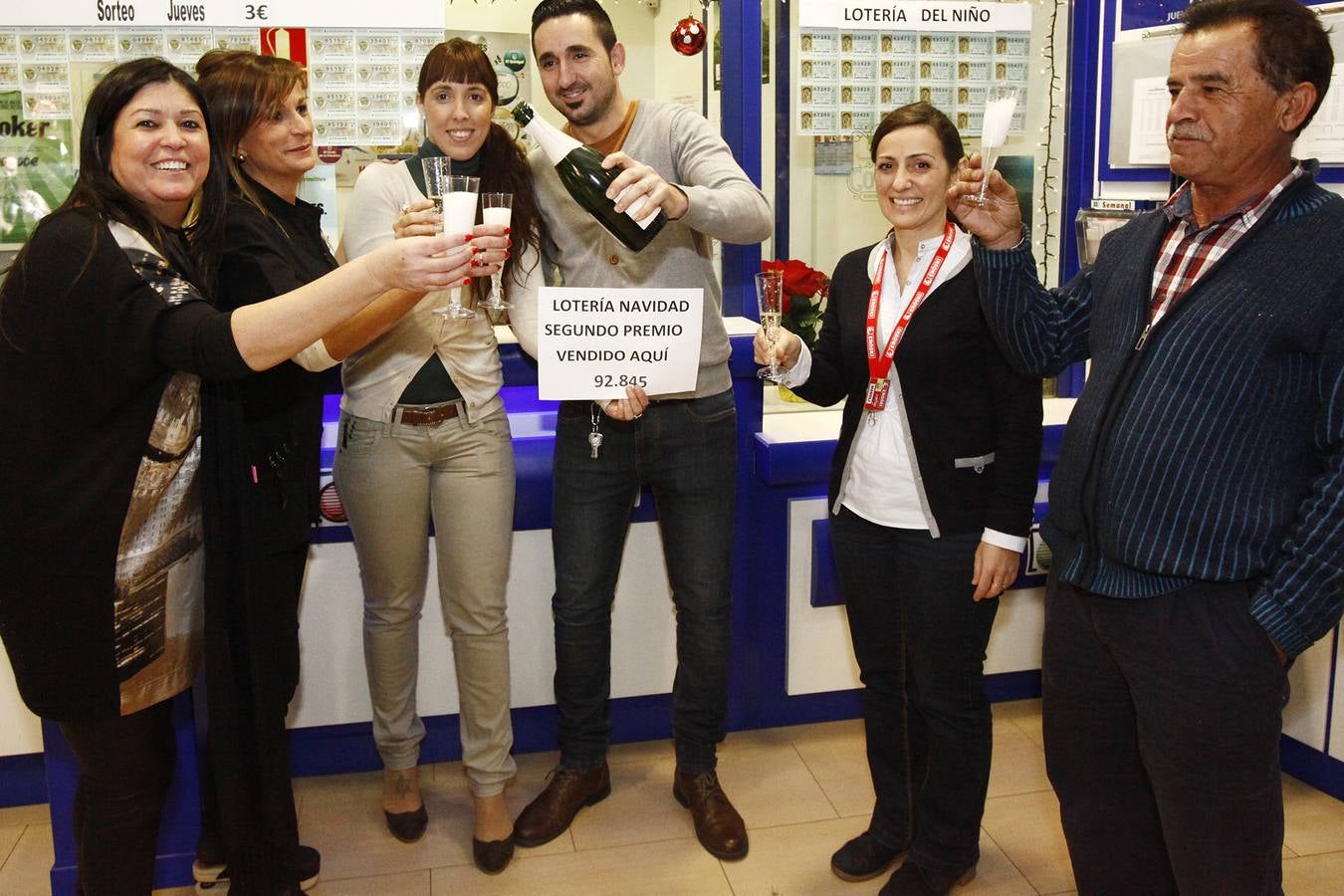 92845. 2º premio de la Lotería de Navidad. Antequera también cogió un buen bocado del pastel.
