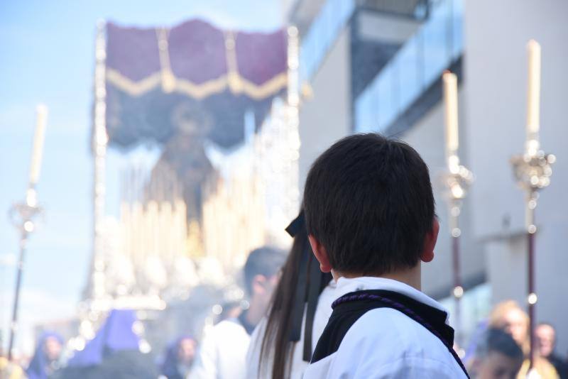 La Hermandad de Crucifixión procesiona en Málaga