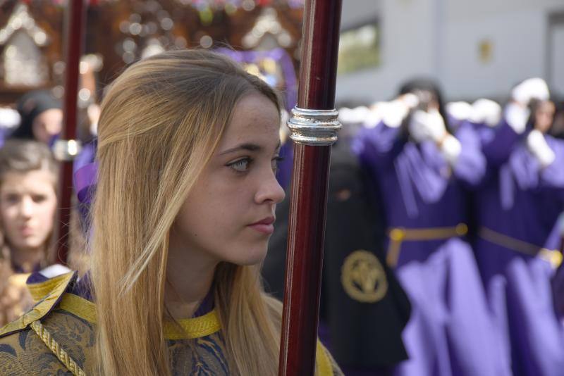 La Hermandad de Crucifixión procesiona en Málaga