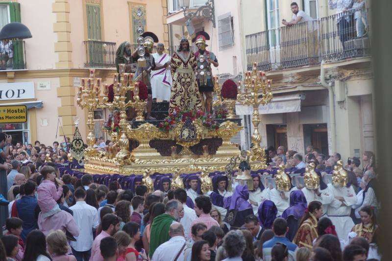 Salida del Señor de la Sentencia de su casa hermandad