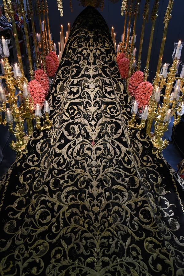 Las imágenes del Cristo del Amor y Nuestra Señora de la Caridad