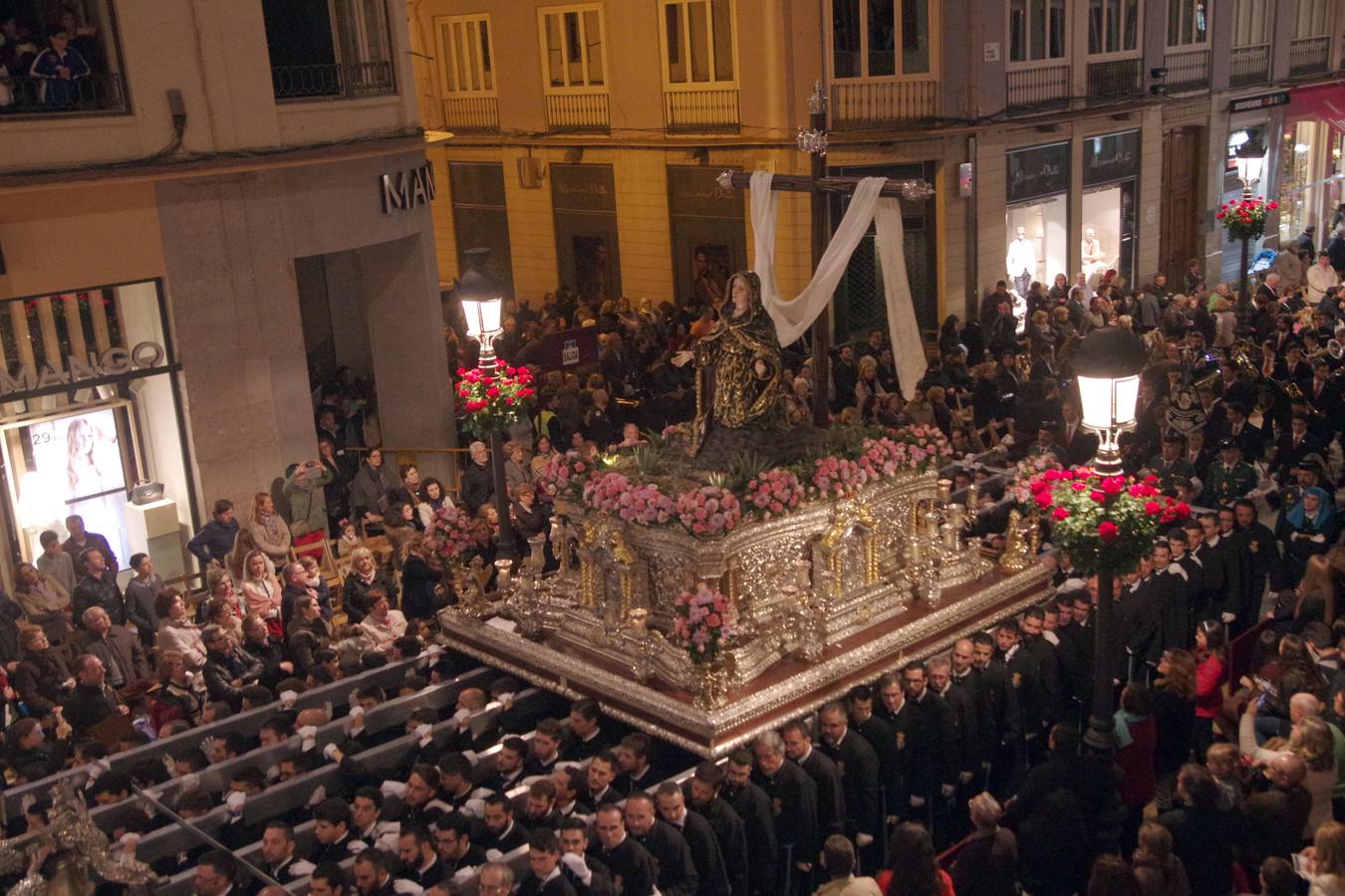 Santo Traslado, en procesión