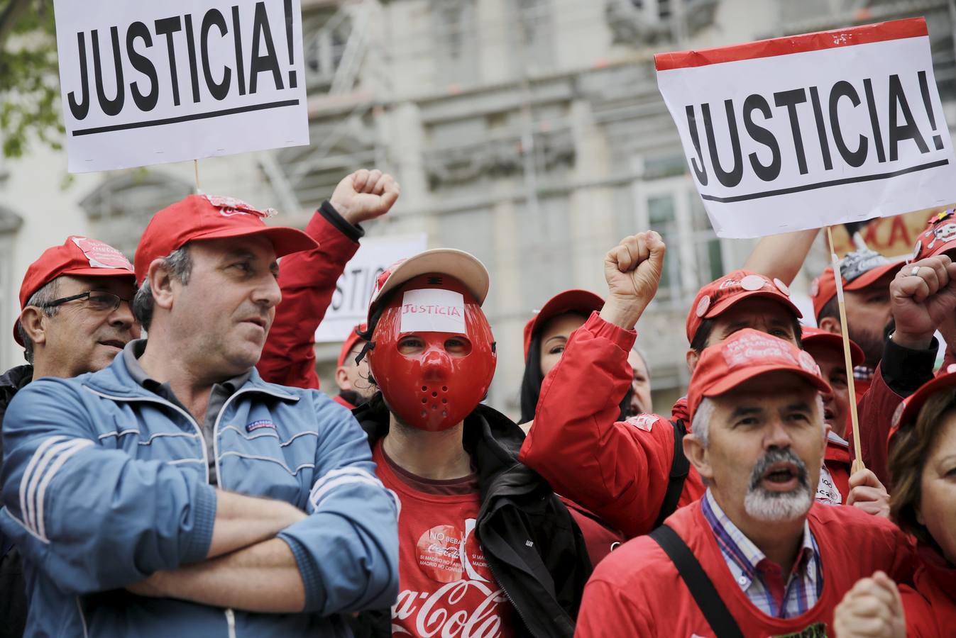 Trabajadores de Coca Cola se manifiestan ante el Supremo