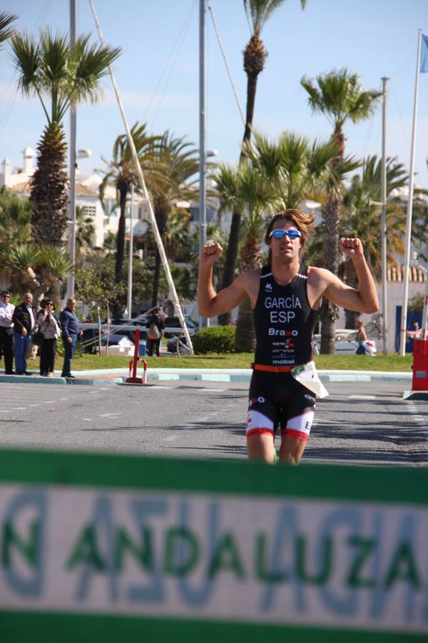 El Triatlón de Benalmádena, en imágenes