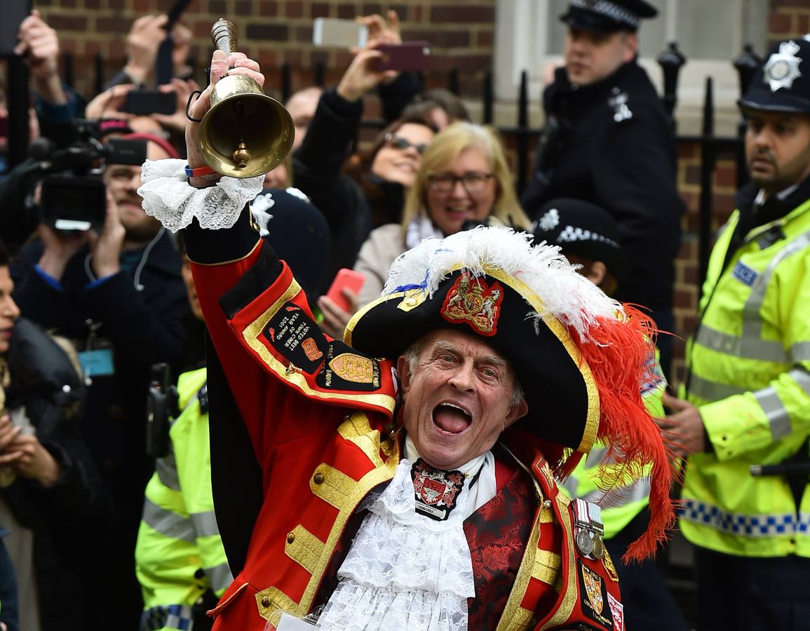 Júbilo por el nacimiento de la hija de los duques de Cambridge