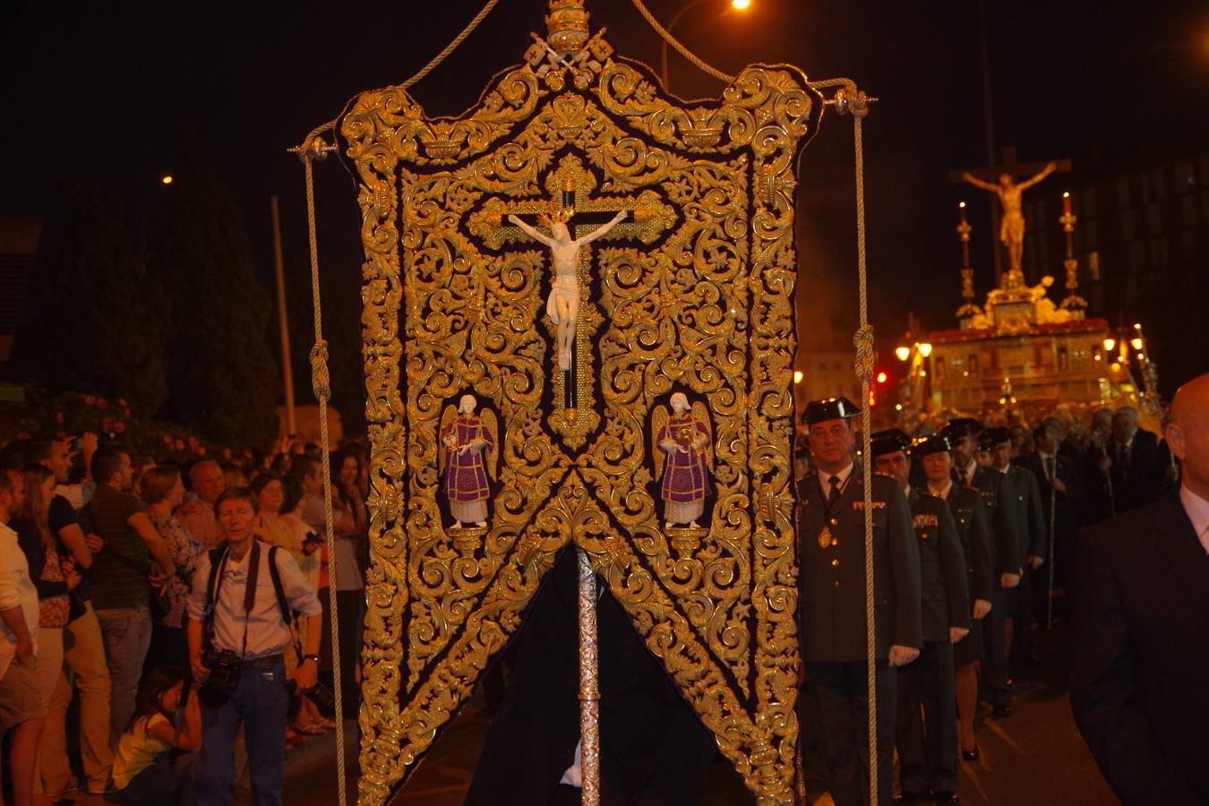 La procesión del Cristo de la Expiración, en imágenes