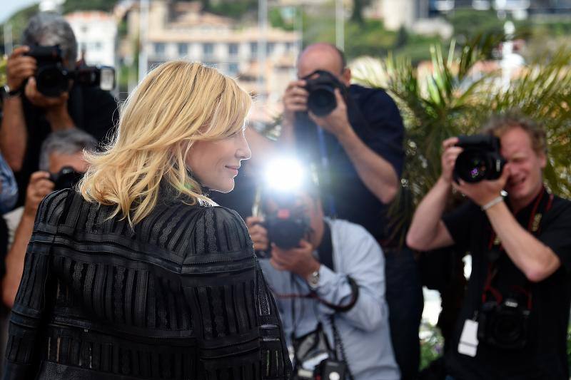 Modelos imposibles sobre la alfombra roja de Cannes