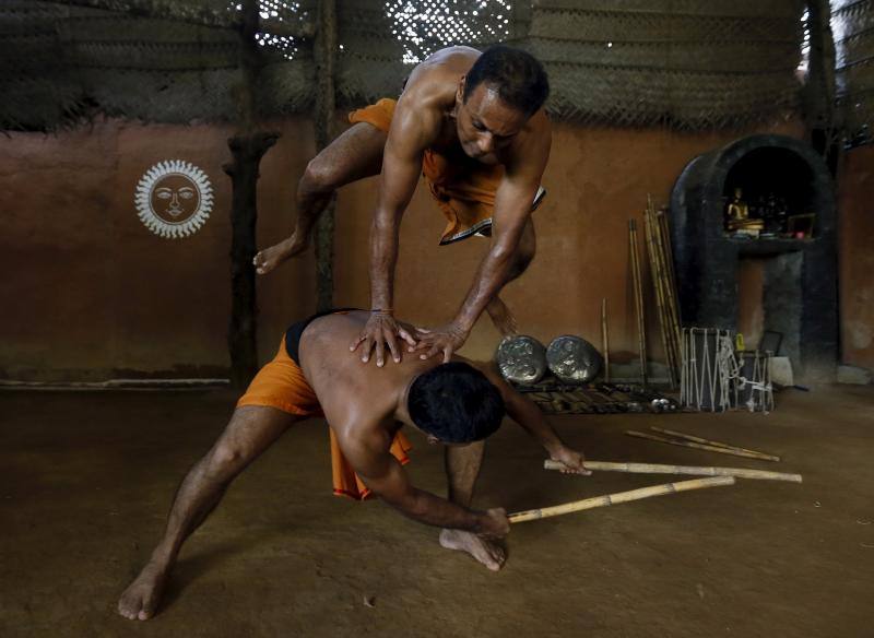 Angampora, tres generaciones de artes marciales