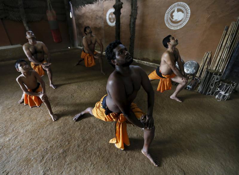 Angampora, tres generaciones de artes marciales