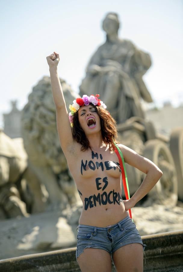 Activistas de Femen protestan desnudas contra la &#039;ley mordaza&#039;