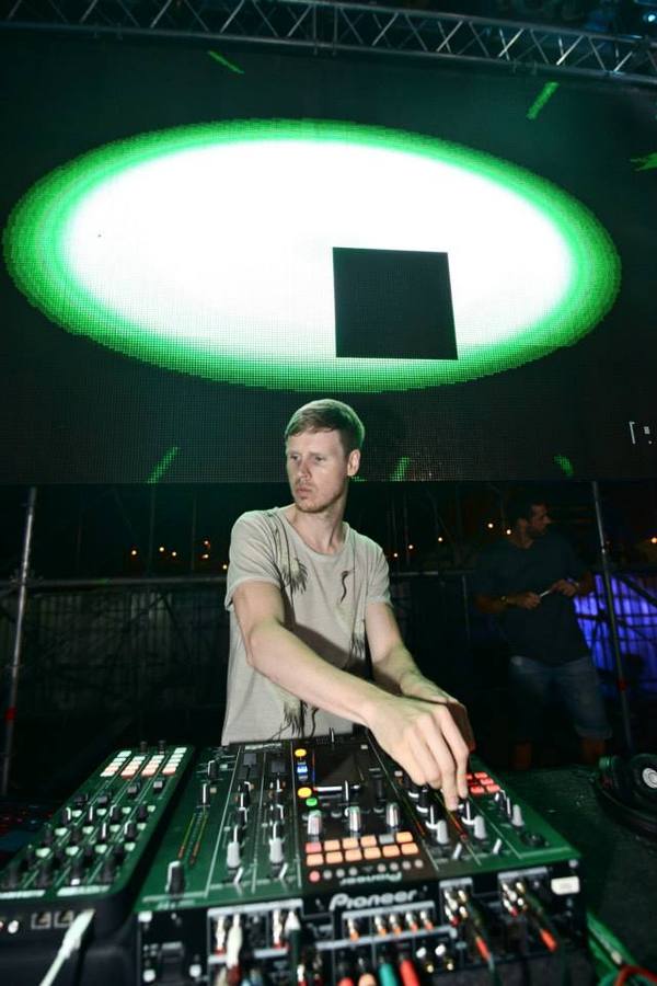 Las mejores imágenes del viernes del Weekend Beach Festival 2015 de Torre del Mar