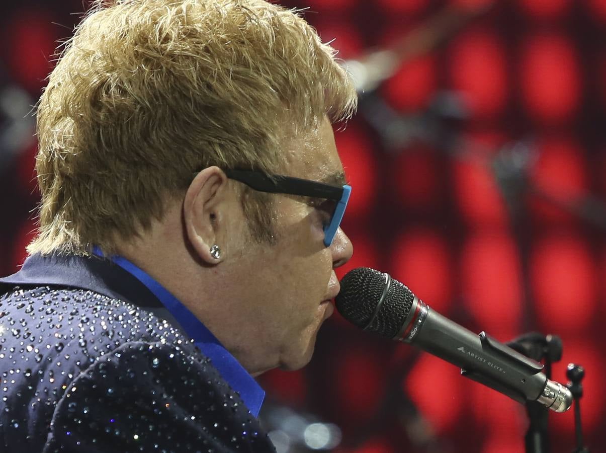 Las mejores fotos del concierto de Elton John en Málaga