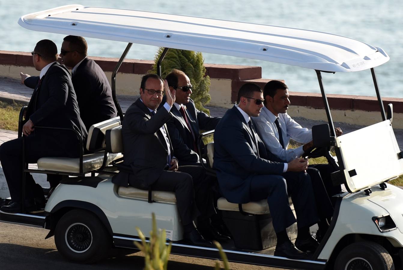 Se inaugura el nuevo Canal de Suez