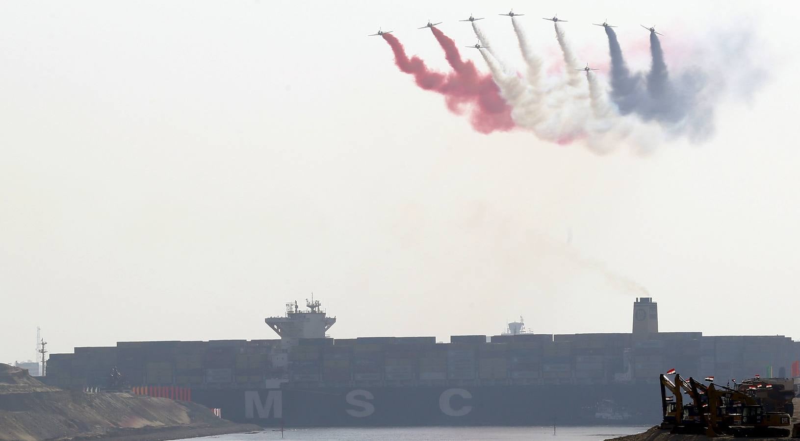 Se inaugura el nuevo Canal de Suez