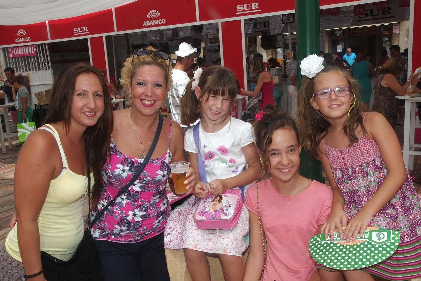Beatriz Ábalos, Ana Pozo, Estela López, Sara Cabezas y Claudia Cabezas.