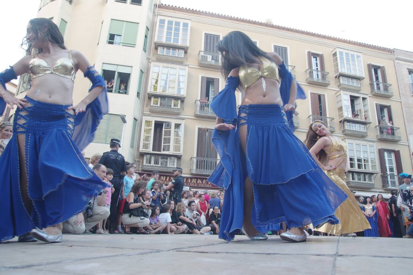 La cabalgata de despedida de la Feria de Málaga, en imágenes