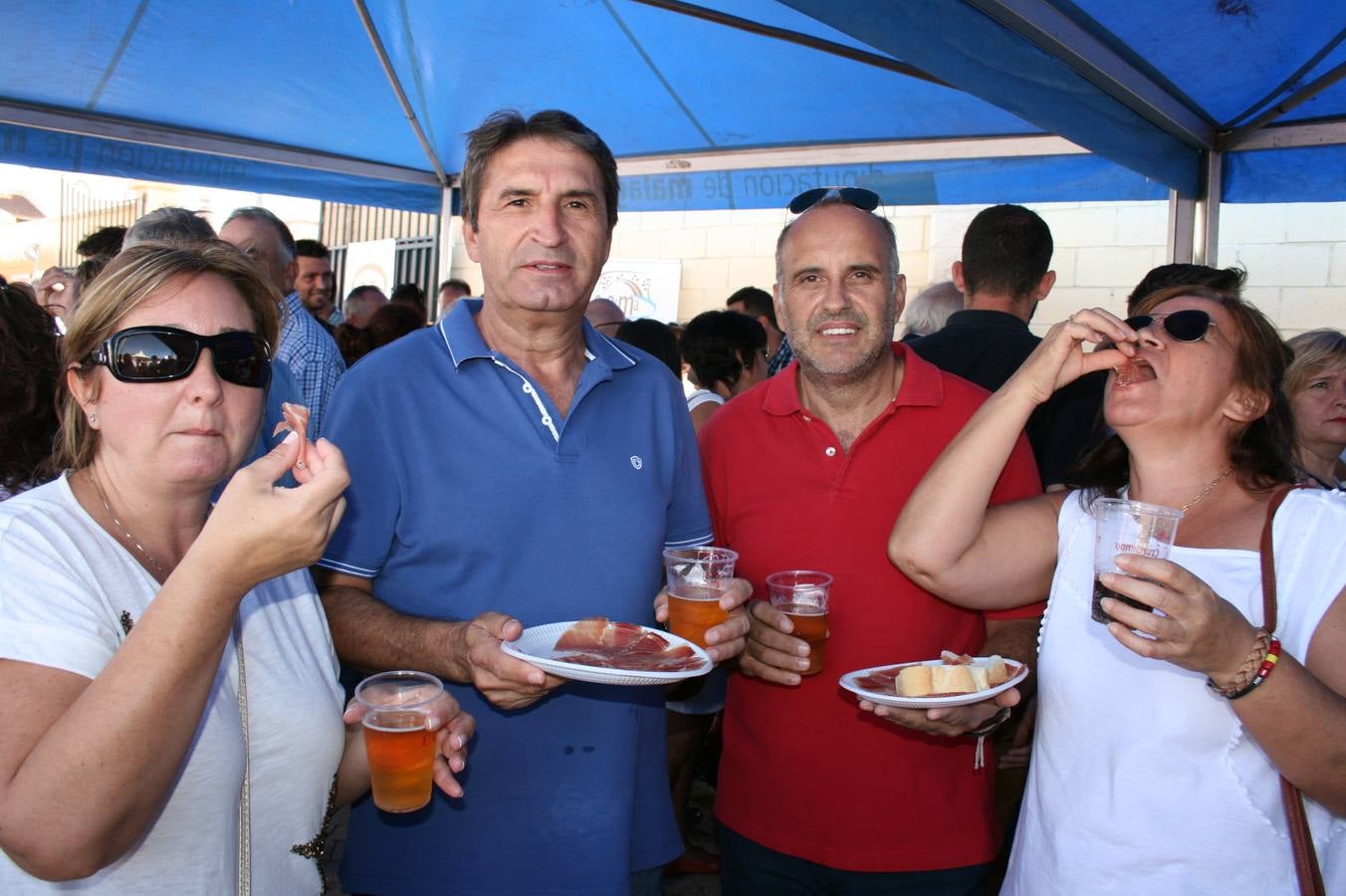 Sierra de Yeguas logra el récord Guinness de cortadores de jamón