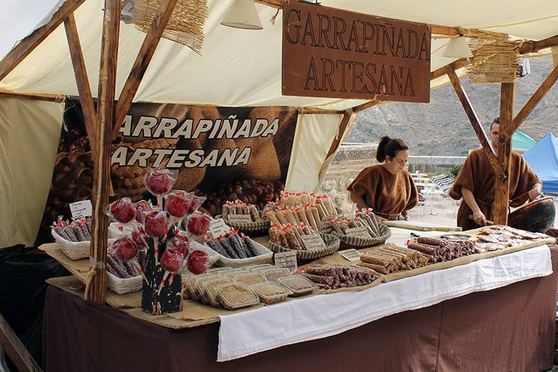 El &#039;Mercado de la Prehistoria&#039; de Antequera, en imágenes