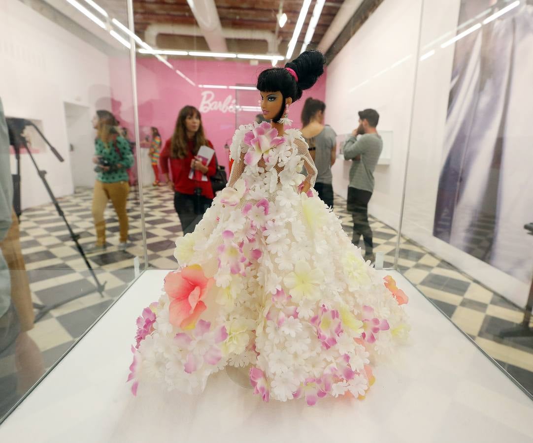 Las mejores fotos de la exposición &#039;Barbie y la historia de la moda&#039; (I)